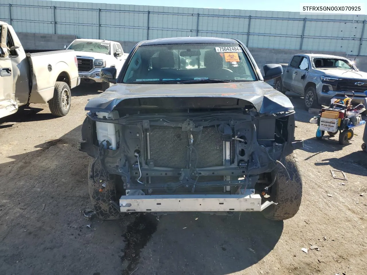 5TFRX5GN0GX070925 2016 Toyota Tacoma Access Cab