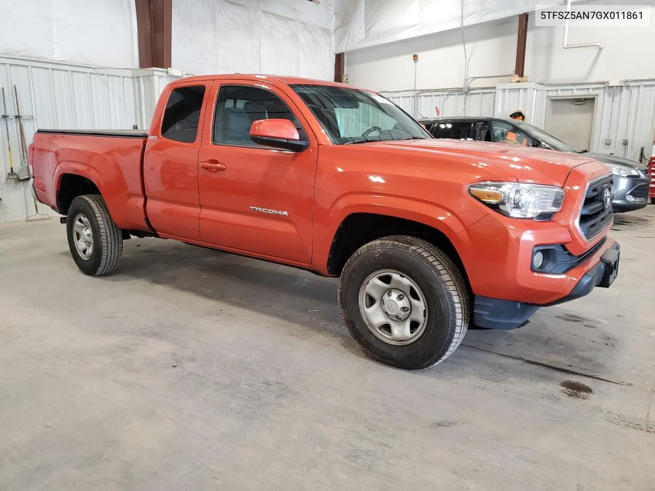 2016 Toyota Tacoma Access Cab VIN: 5TFSZ5AN7GX011861 Lot: 76342854