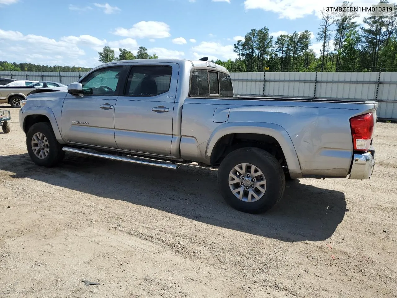 3TMBZ5DN1HM010319 2017 Toyota Tacoma Double Cab