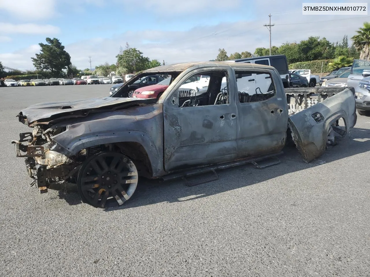 3TMBZ5DNXHM010772 2017 Toyota Tacoma Double Cab