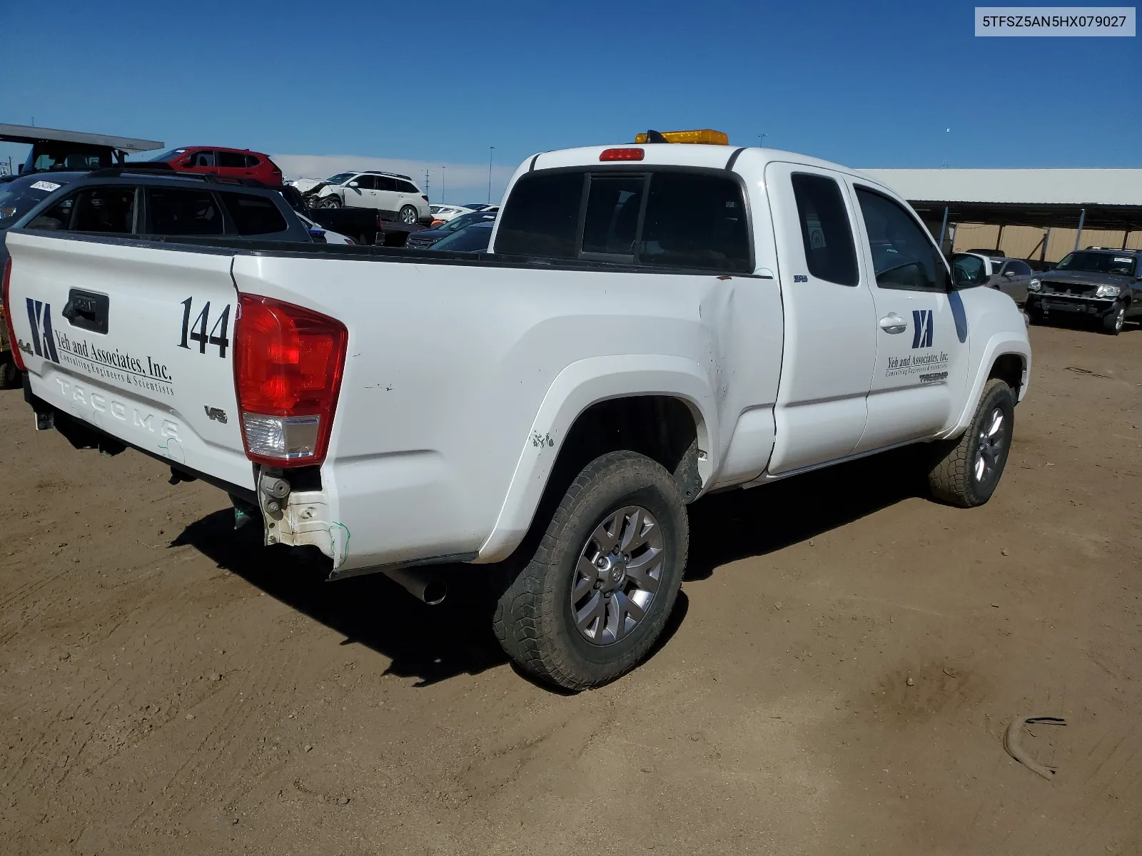 2017 Toyota Tacoma Access Cab VIN: 5TFSZ5AN5HX079027 Lot: 66010604