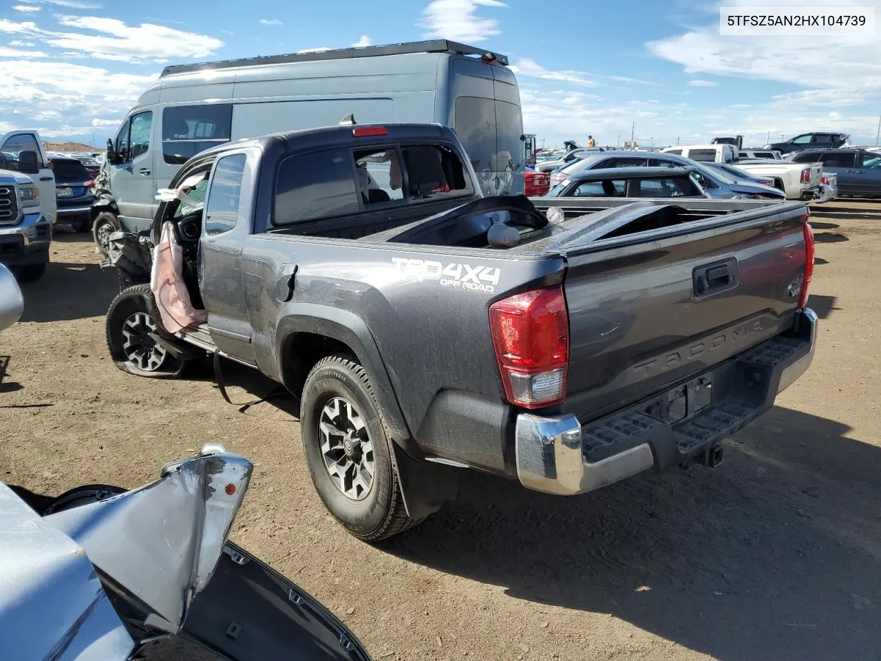 2017 Toyota Tacoma Access Cab VIN: 5TFSZ5AN2HX104739 Lot: 68941054