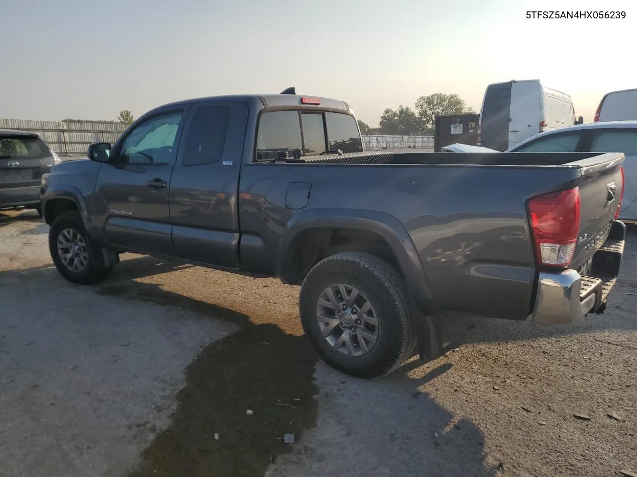 2017 Toyota Tacoma Access Cab VIN: 5TFSZ5AN4HX056239 Lot: 69807154