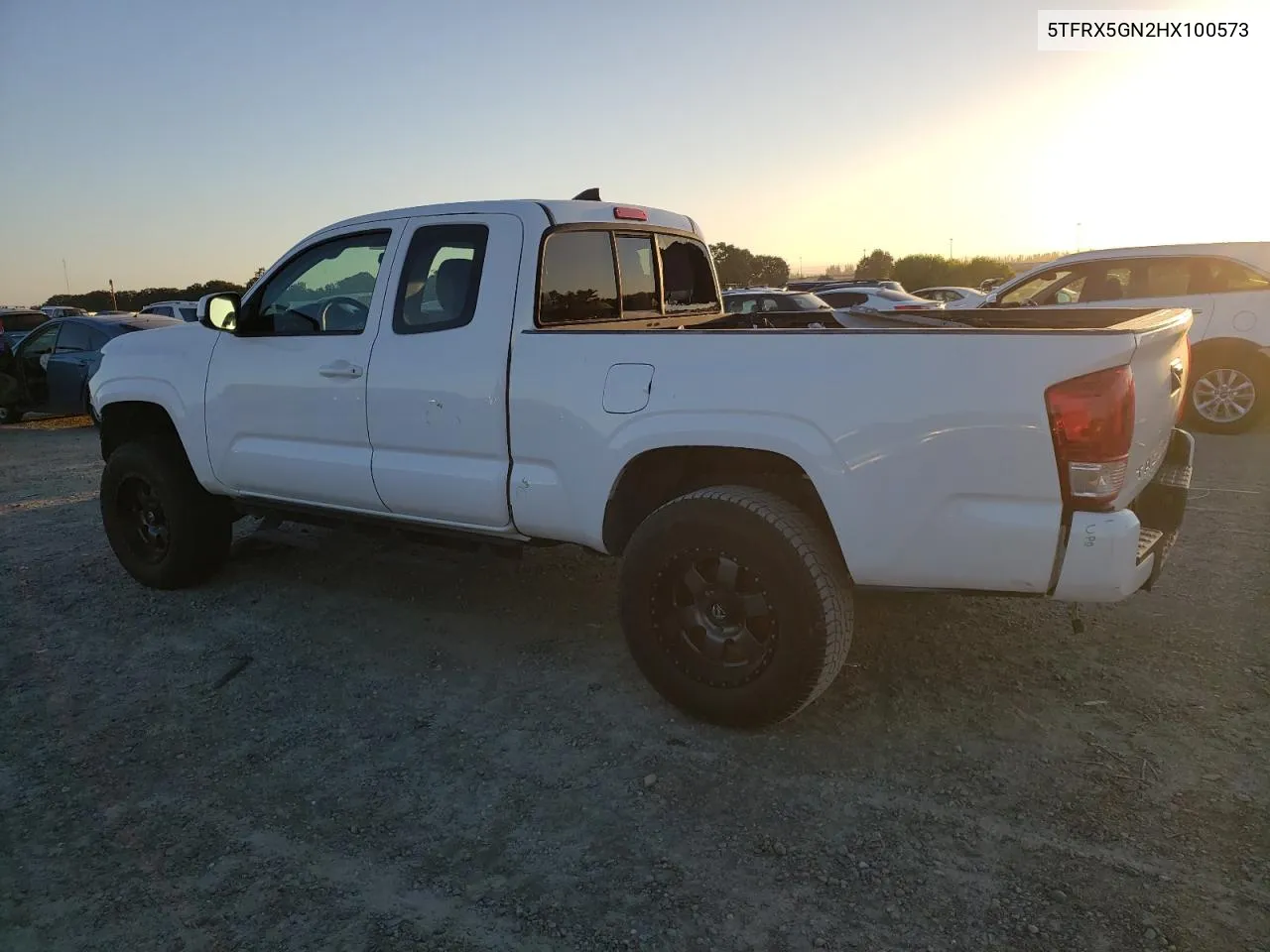 2017 Toyota Tacoma Access Cab VIN: 5TFRX5GN2HX100573 Lot: 70135114