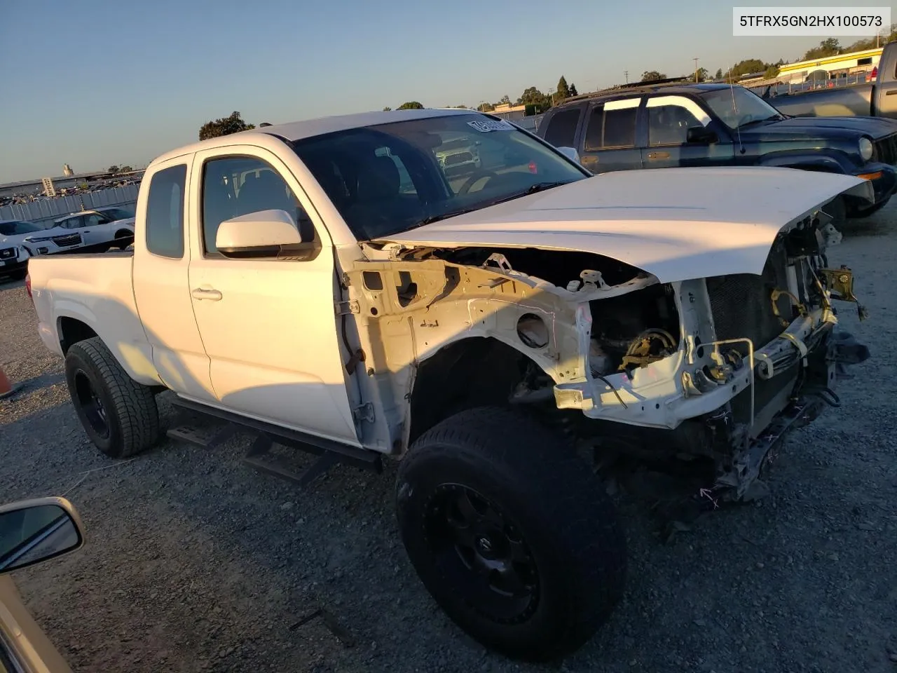 2017 Toyota Tacoma Access Cab VIN: 5TFRX5GN2HX100573 Lot: 70135114