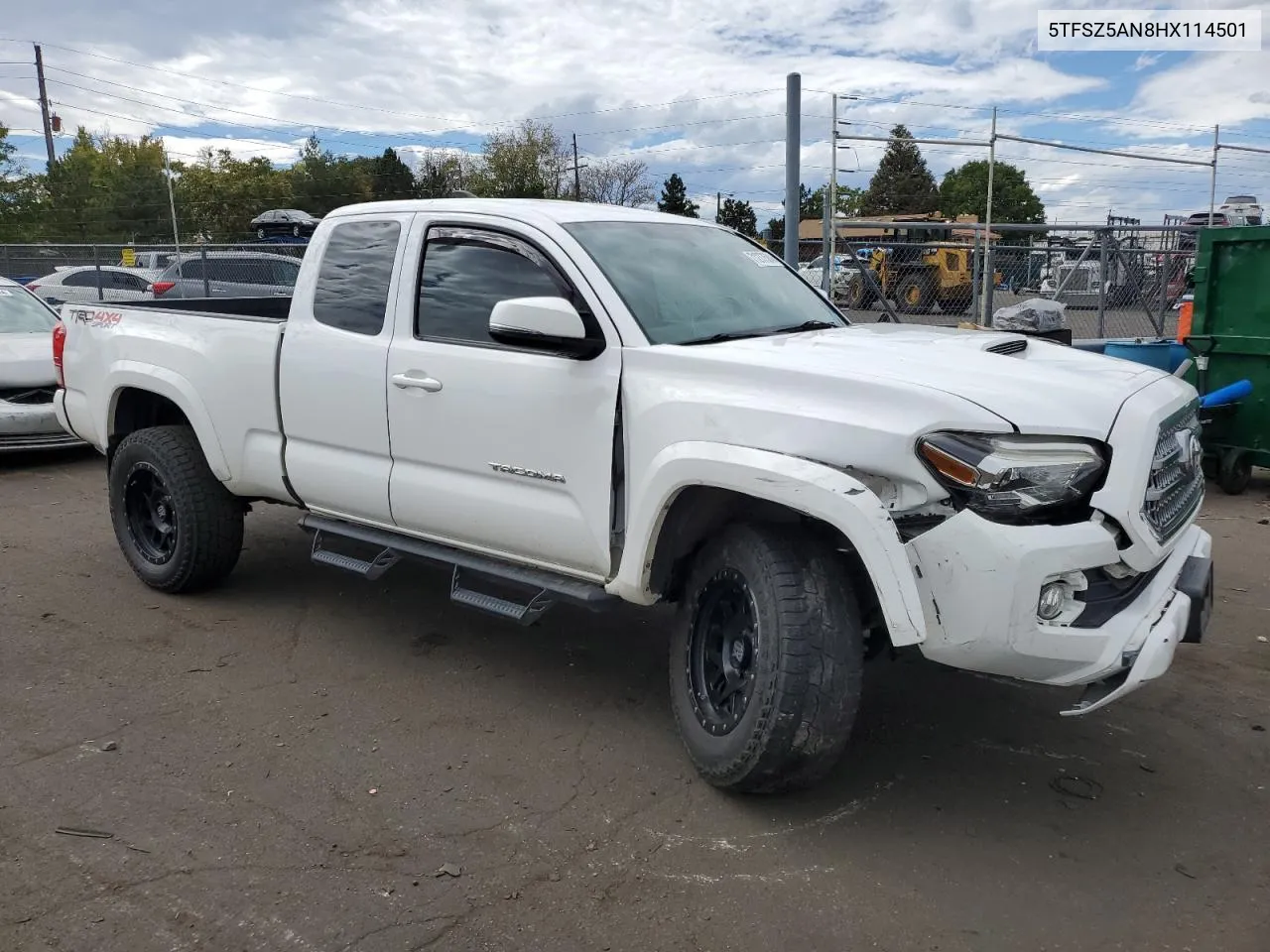 2017 Toyota Tacoma Access Cab VIN: 5TFSZ5AN8HX114501 Lot: 71277584