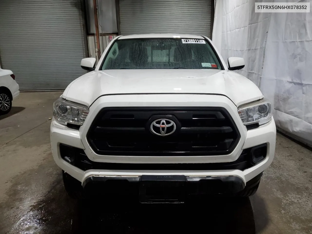 5TFRX5GN6HX078352 2017 Toyota Tacoma Access Cab