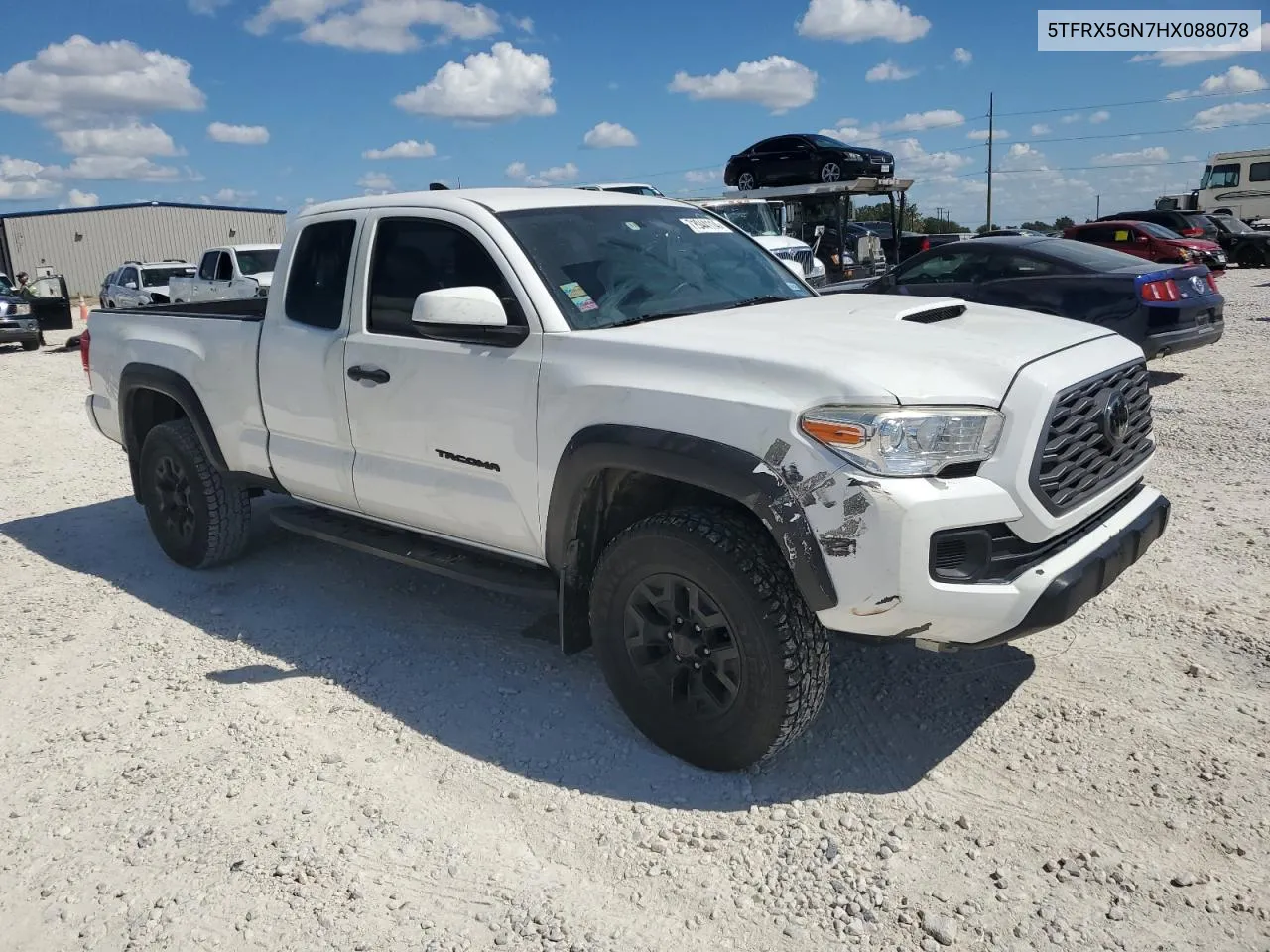 2017 Toyota Tacoma Access Cab VIN: 5TFRX5GN7HX088078 Lot: 71944114