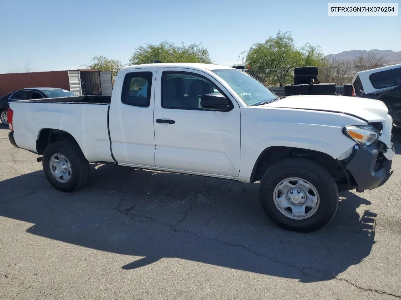 2017 Toyota Tacoma Access Cab VIN: 5TFRX5GN7HX076254 Lot: 73032814