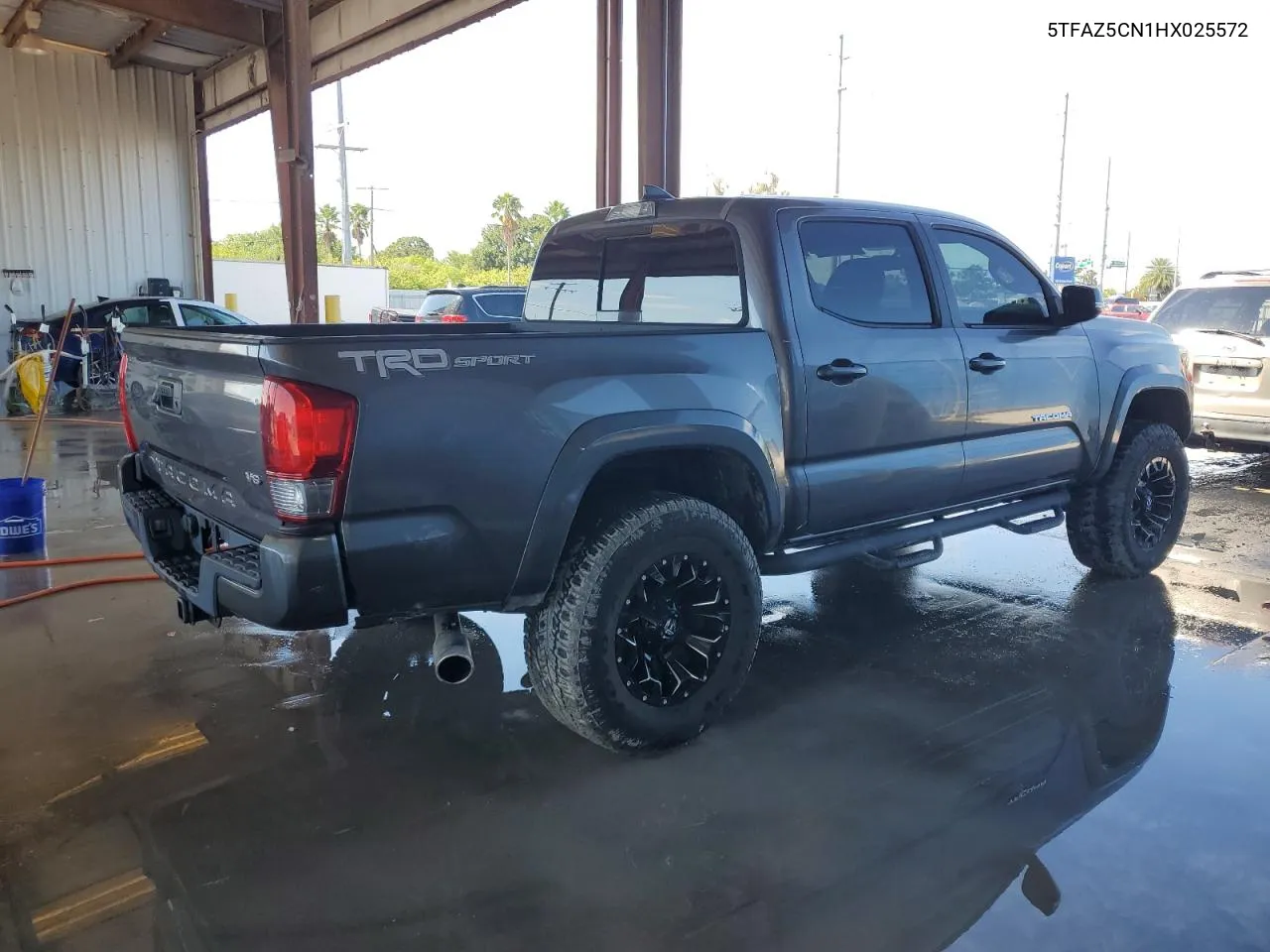 2017 Toyota Tacoma Double Cab VIN: 5TFAZ5CN1HX025572 Lot: 73272934