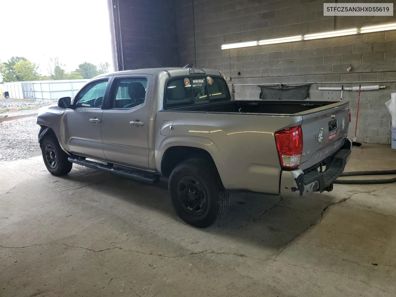 2017 Toyota Tacoma Double Cab VIN: 5TFCZ5AN3HX055619 Lot: 74943604