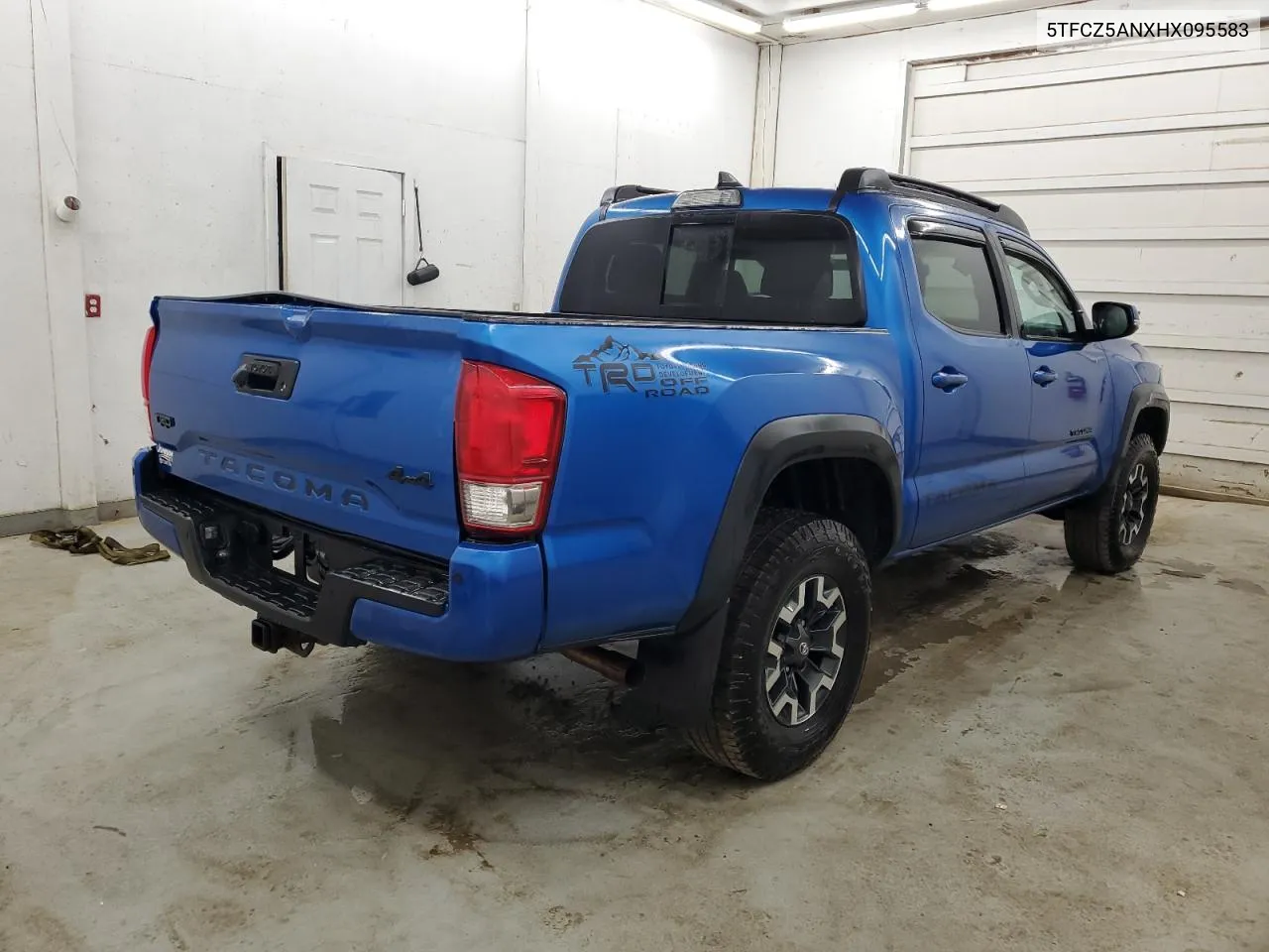 2017 Toyota Tacoma Double Cab VIN: 5TFCZ5ANXHX095583 Lot: 75851984