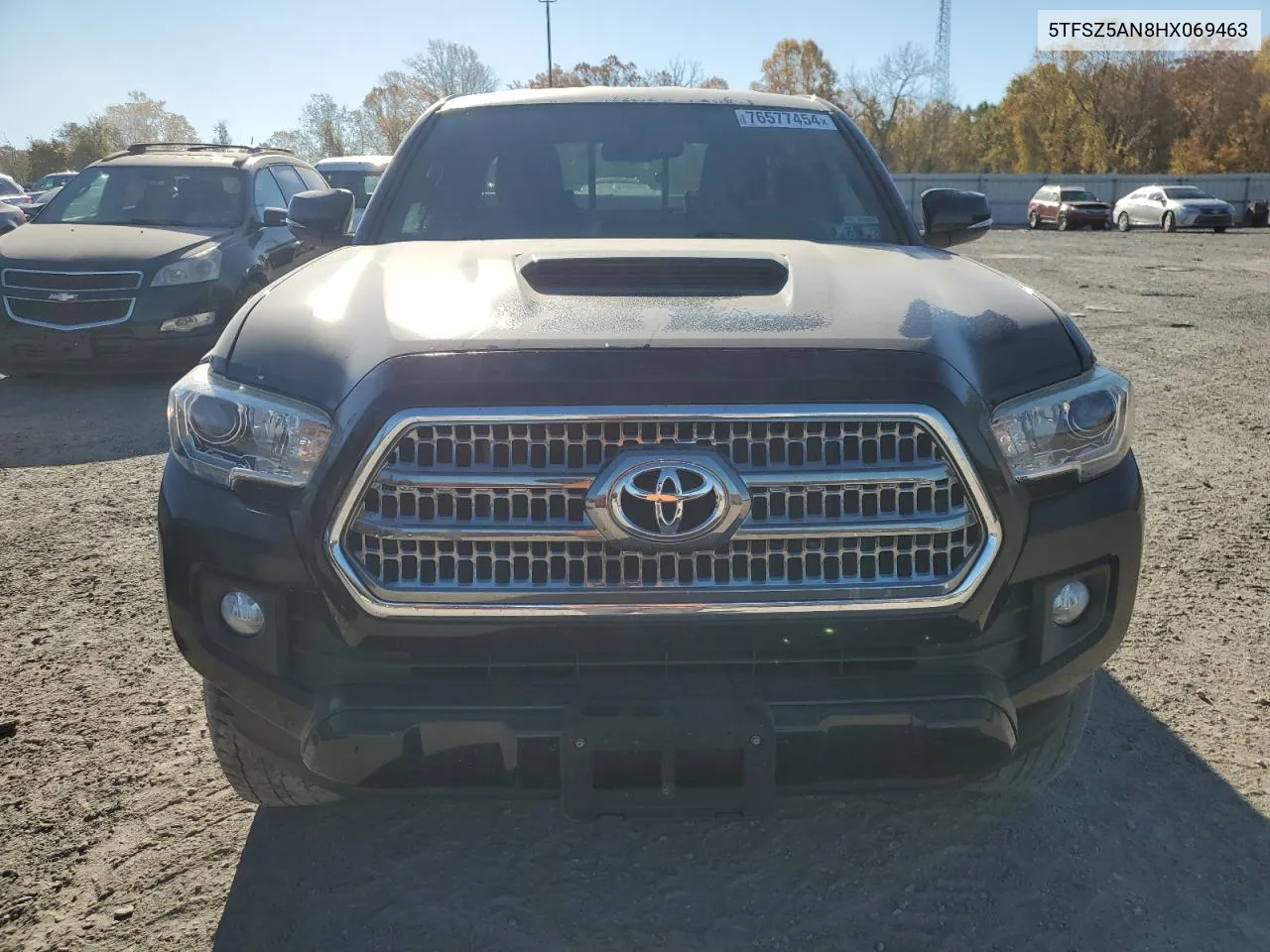 5TFSZ5AN8HX069463 2017 Toyota Tacoma Access Cab