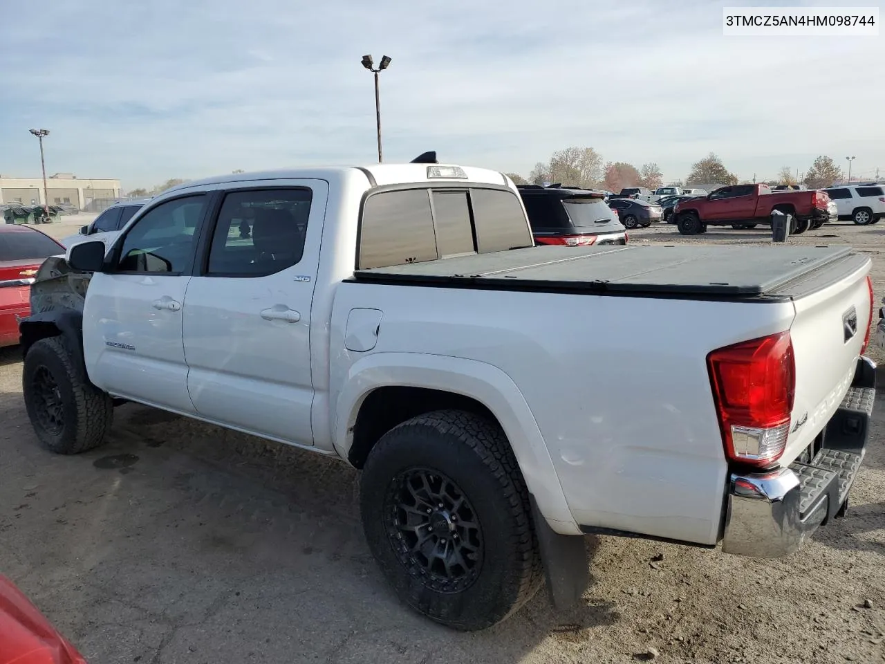 3TMCZ5AN4HM098744 2017 Toyota Tacoma Double Cab