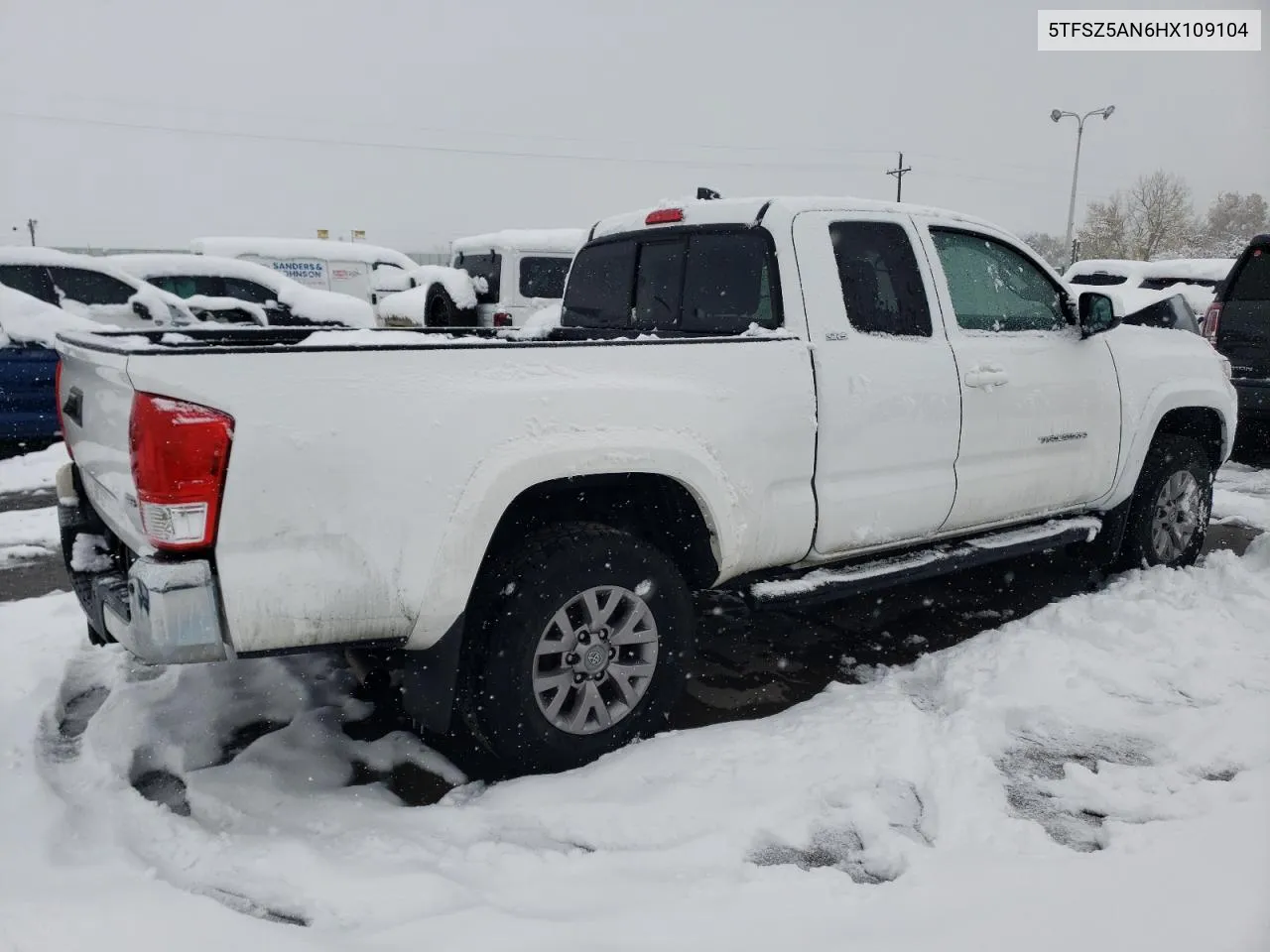 2017 Toyota Tacoma Access Cab VIN: 5TFSZ5AN6HX109104 Lot: 79561294