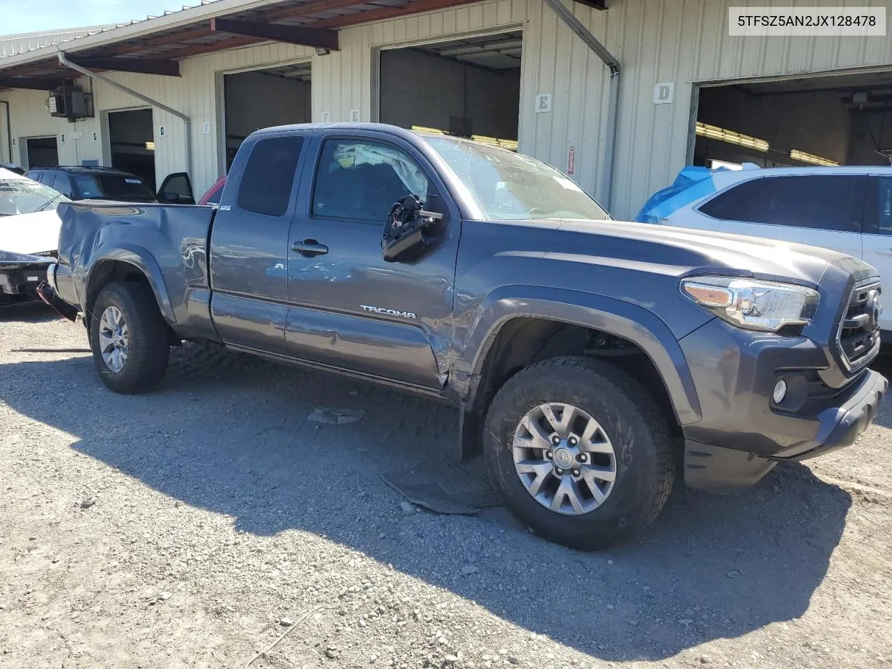 5TFSZ5AN2JX128478 2018 Toyota Tacoma Access Cab