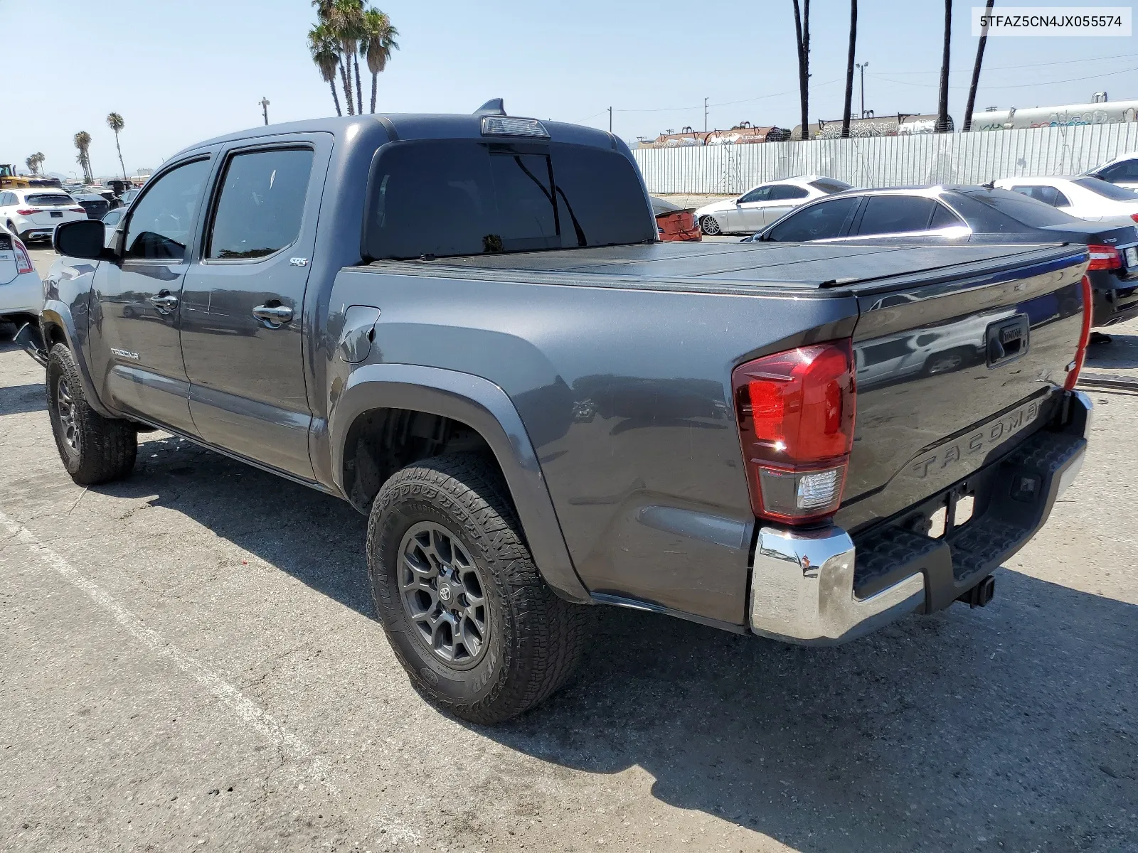 5TFAZ5CN4JX055574 2018 Toyota Tacoma Double Cab