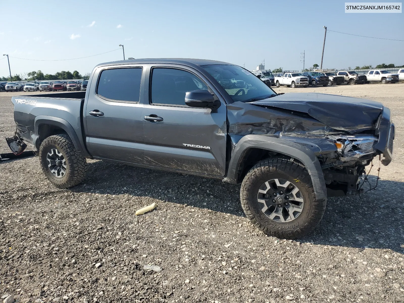 3TMCZ5ANXJM165742 2018 Toyota Tacoma Double Cab