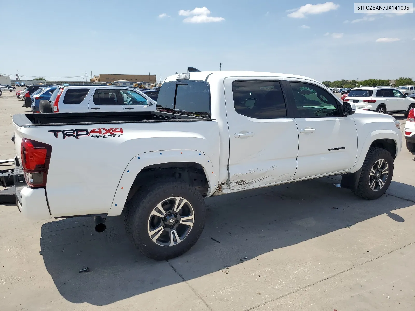 2018 Toyota Tacoma Double Cab VIN: 5TFCZ5AN7JX141005 Lot: 66845974