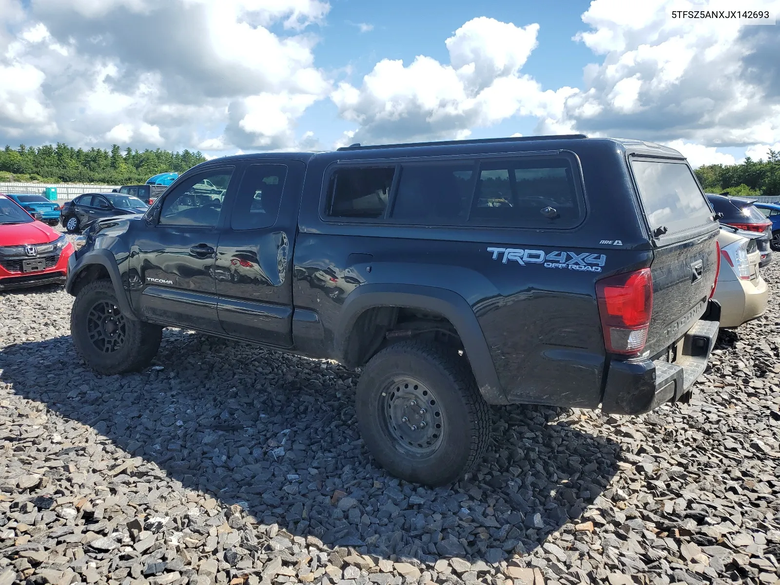 2018 Toyota Tacoma Access Cab VIN: 5TFSZ5ANXJX142693 Lot: 68268404