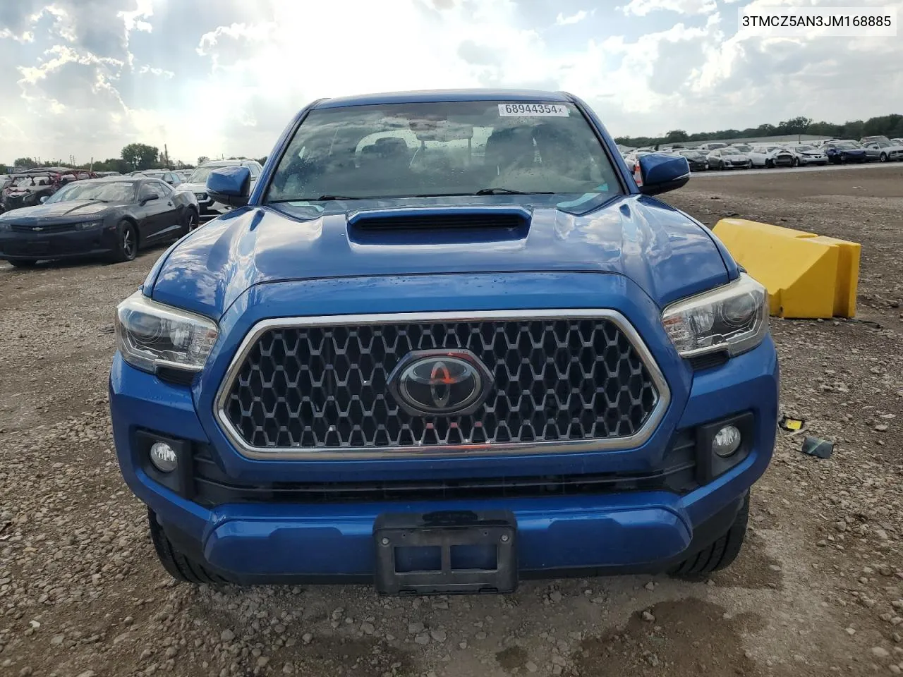 3TMCZ5AN3JM168885 2018 Toyota Tacoma Double Cab