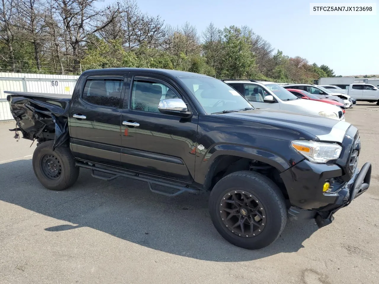 5TFCZ5AN7JX123698 2018 Toyota Tacoma Double Cab