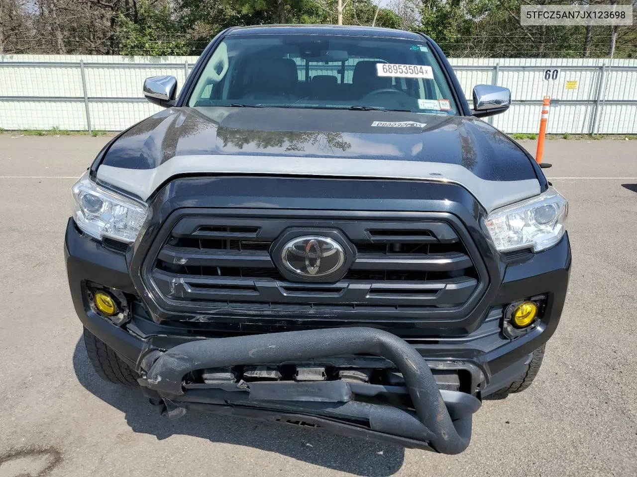 2018 Toyota Tacoma Double Cab VIN: 5TFCZ5AN7JX123698 Lot: 68953504