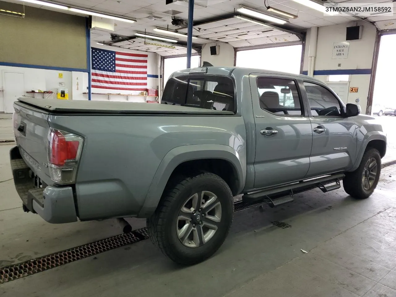 3TMGZ5AN2JM158592 2018 Toyota Tacoma Double Cab