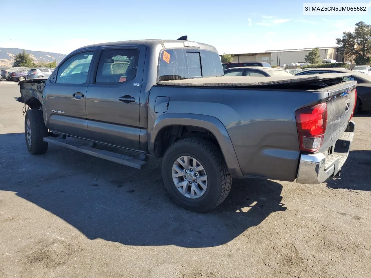 3TMAZ5CN5JM065682 2018 Toyota Tacoma Double Cab