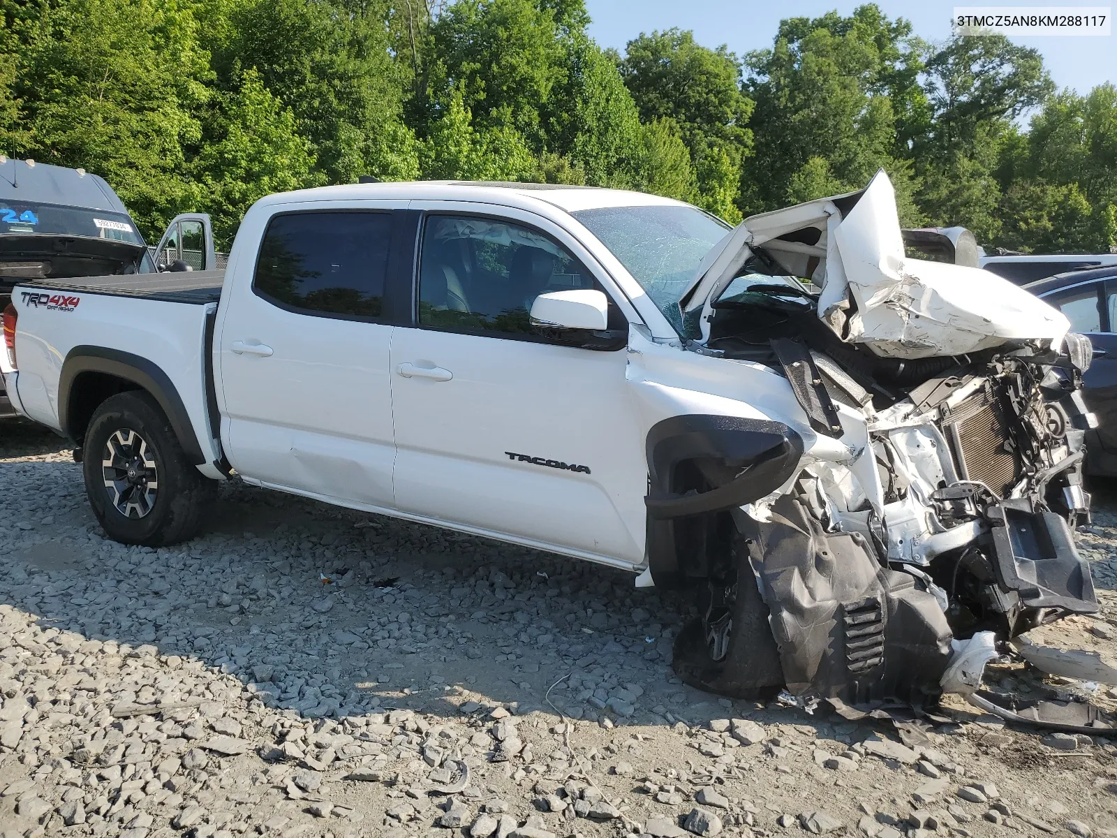 2019 Toyota Tacoma Double Cab VIN: 3TMCZ5AN8KM288117 Lot: 59166454