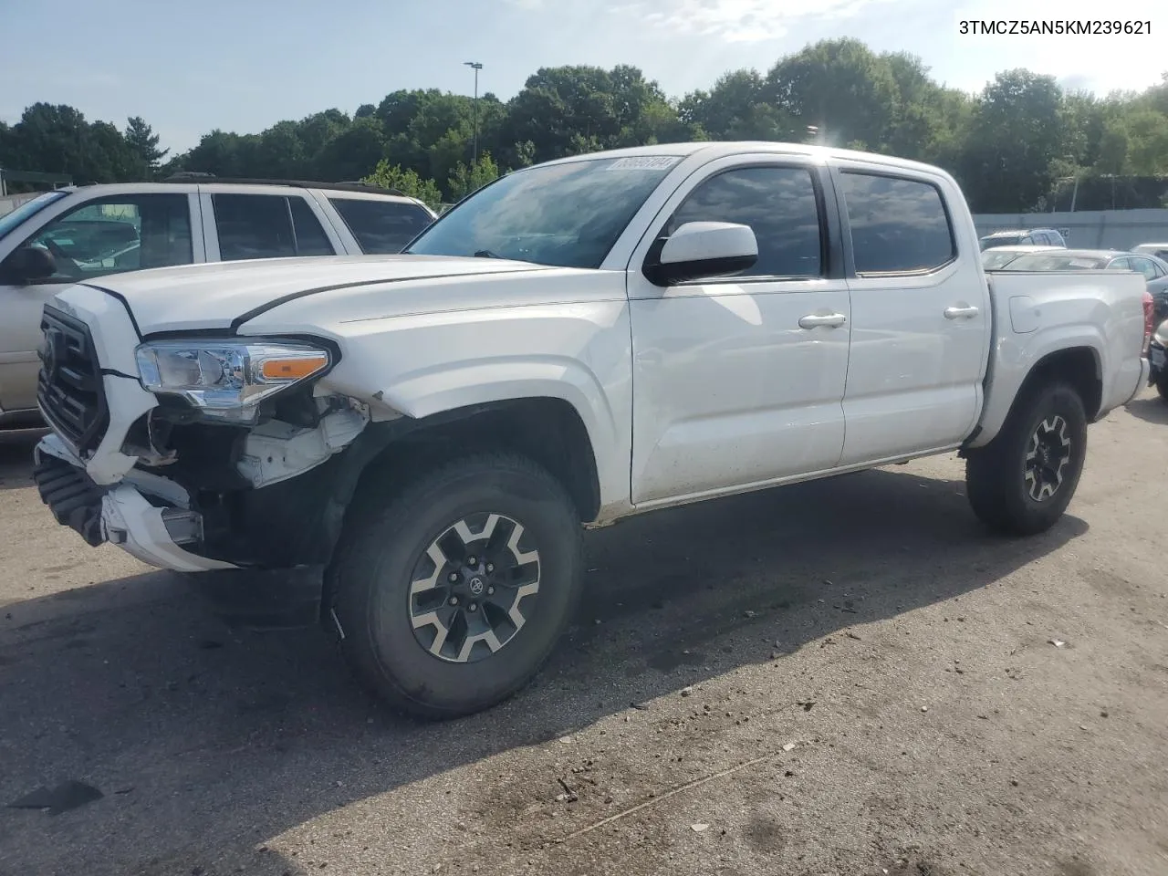 2019 Toyota Tacoma Double Cab VIN: 3TMCZ5AN5KM239621 Lot: 60696104