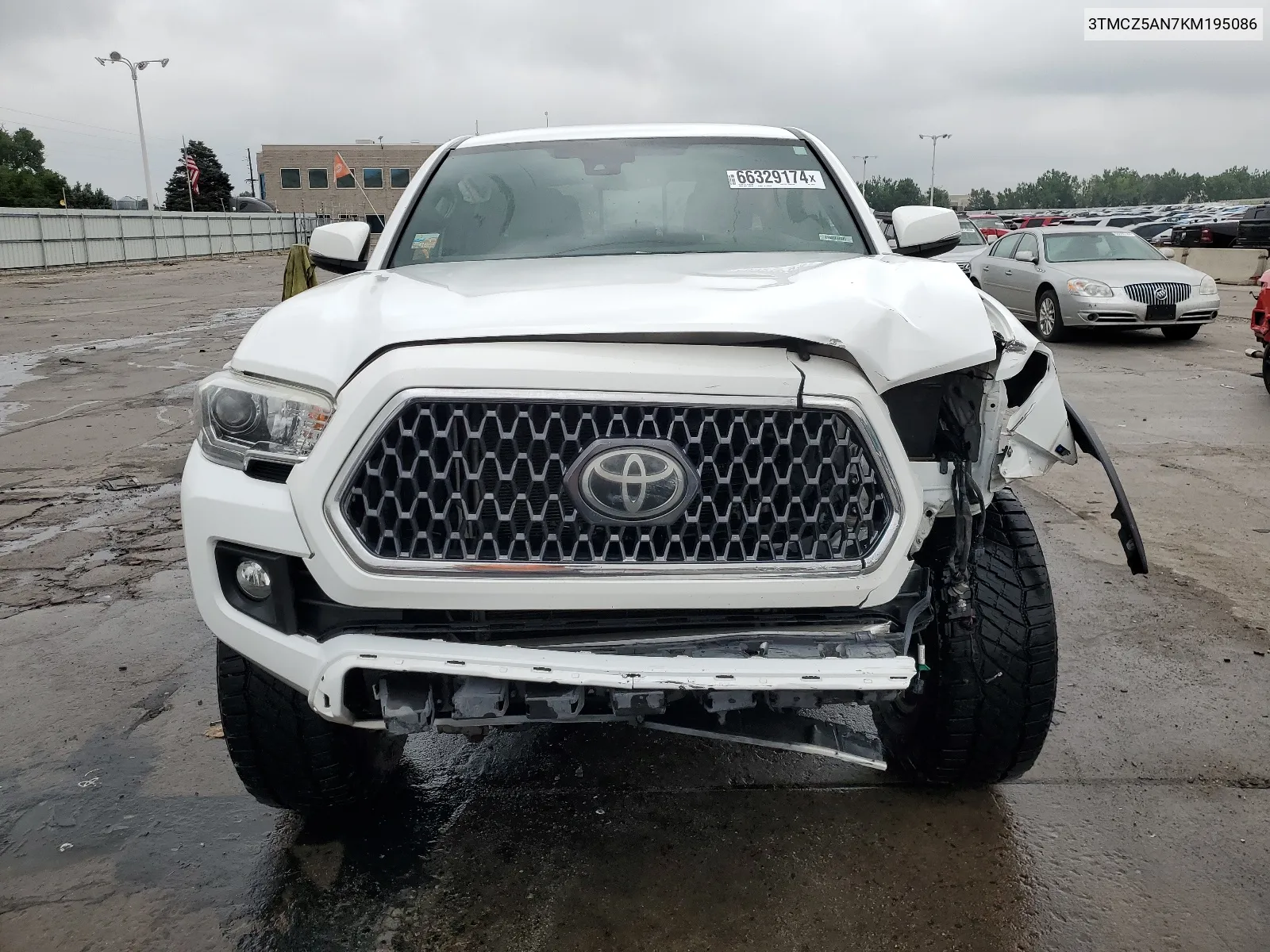 3TMCZ5AN7KM195086 2019 Toyota Tacoma Double Cab