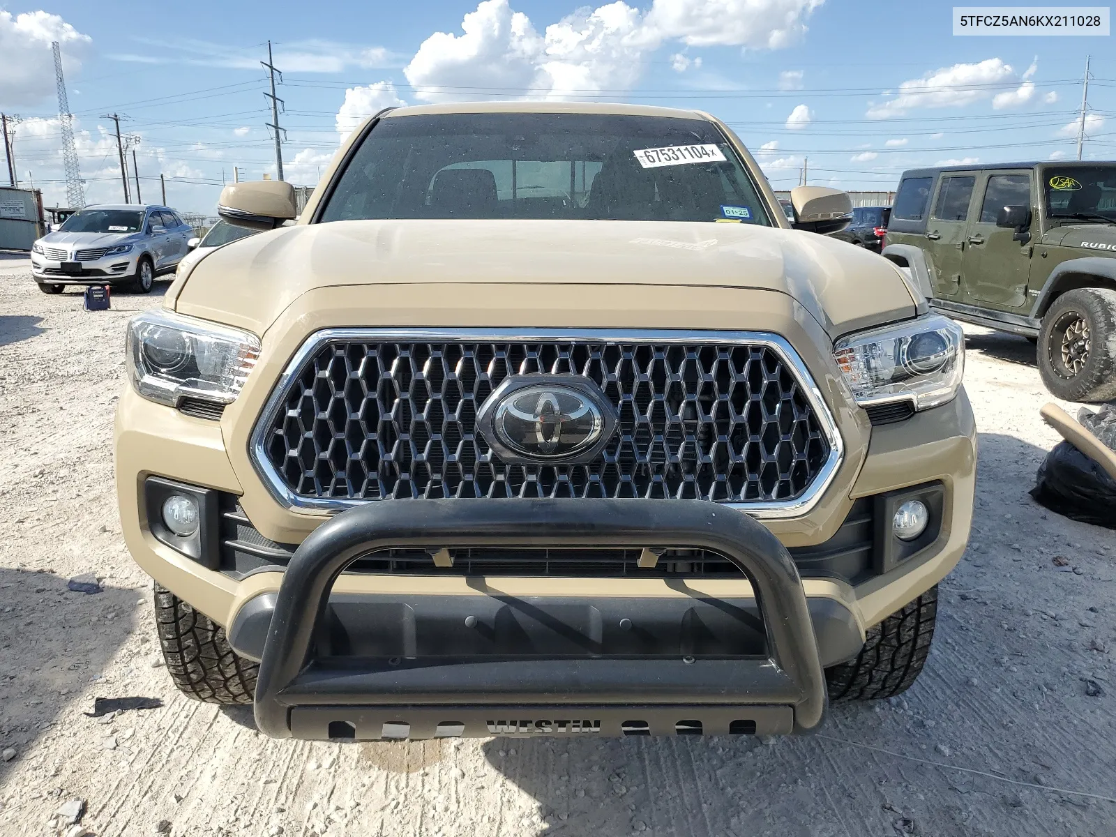 5TFCZ5AN6KX211028 2019 Toyota Tacoma Double Cab