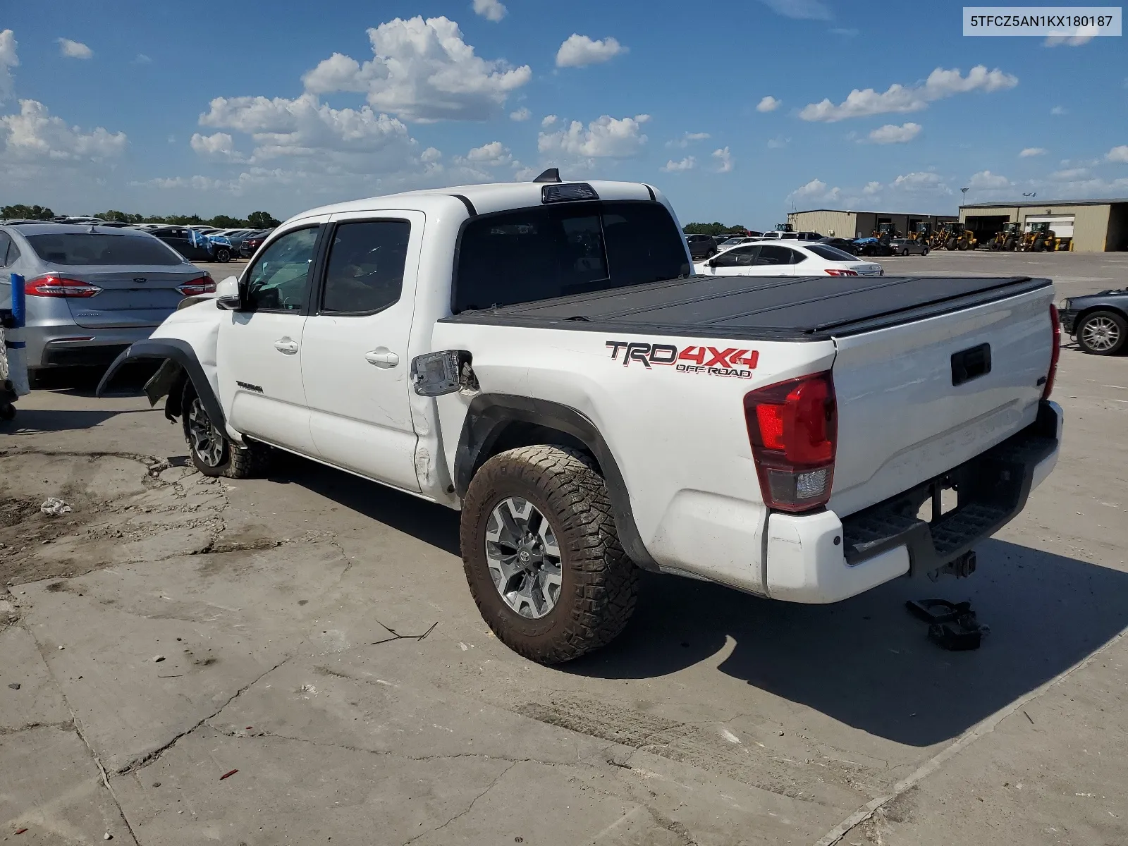 2019 Toyota Tacoma Double Cab VIN: 5TFCZ5AN1KX180187 Lot: 67740164