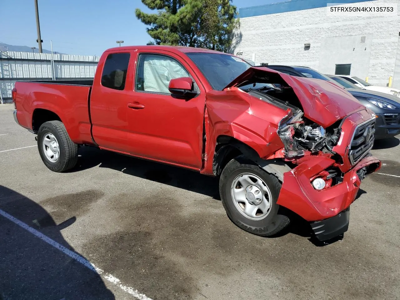 2019 Toyota Tacoma Access Cab VIN: 5TFRX5GN4KX135753 Lot: 68910194