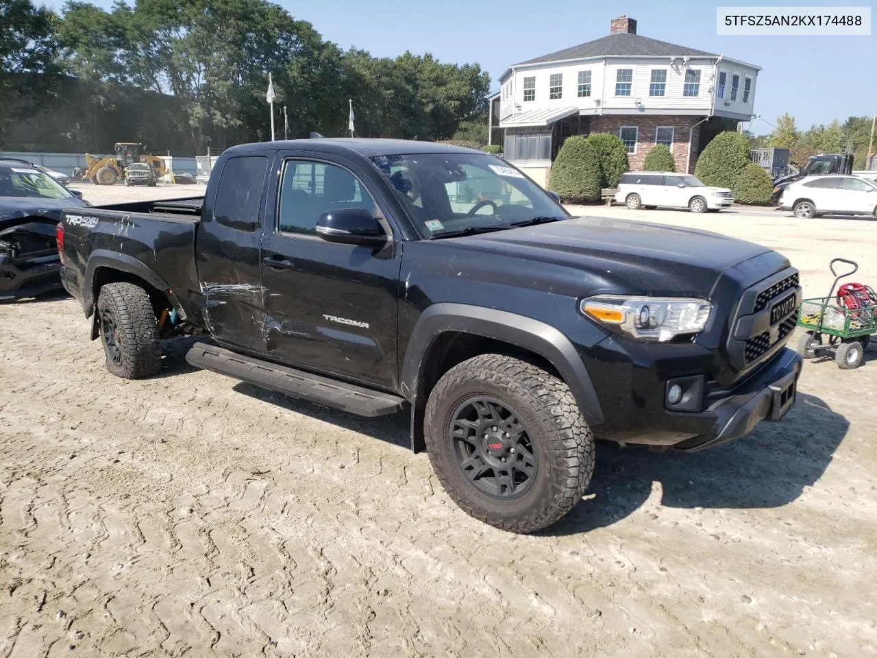 5TFSZ5AN2KX174488 2019 Toyota Tacoma Access Cab