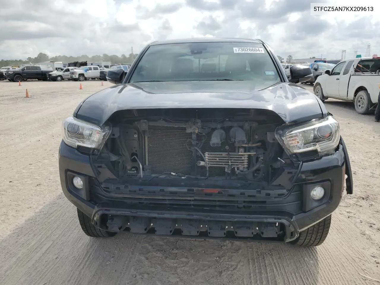 5TFCZ5AN7KX209613 2019 Toyota Tacoma Double Cab