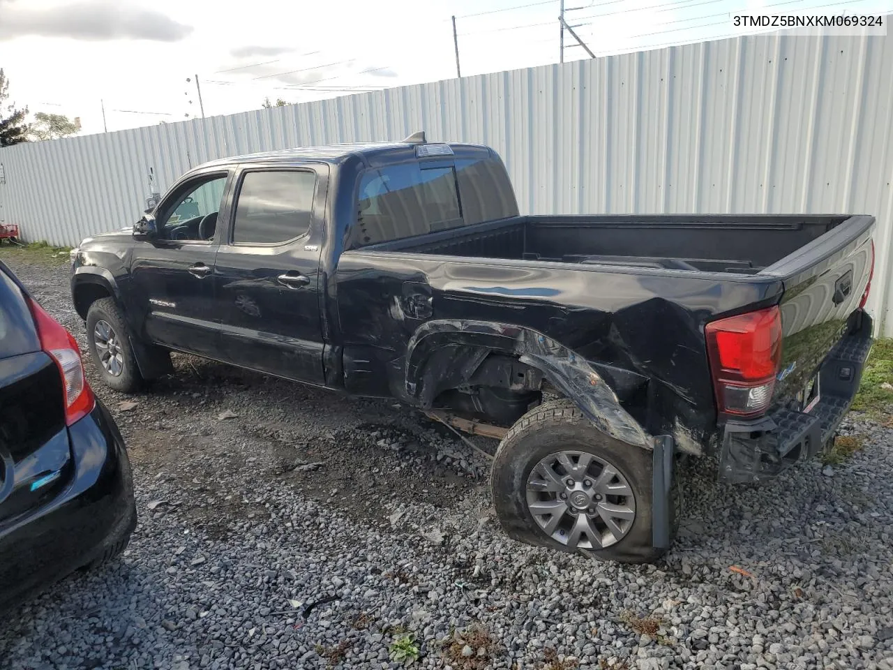 3TMDZ5BNXKM069324 2019 Toyota Tacoma Double Cab