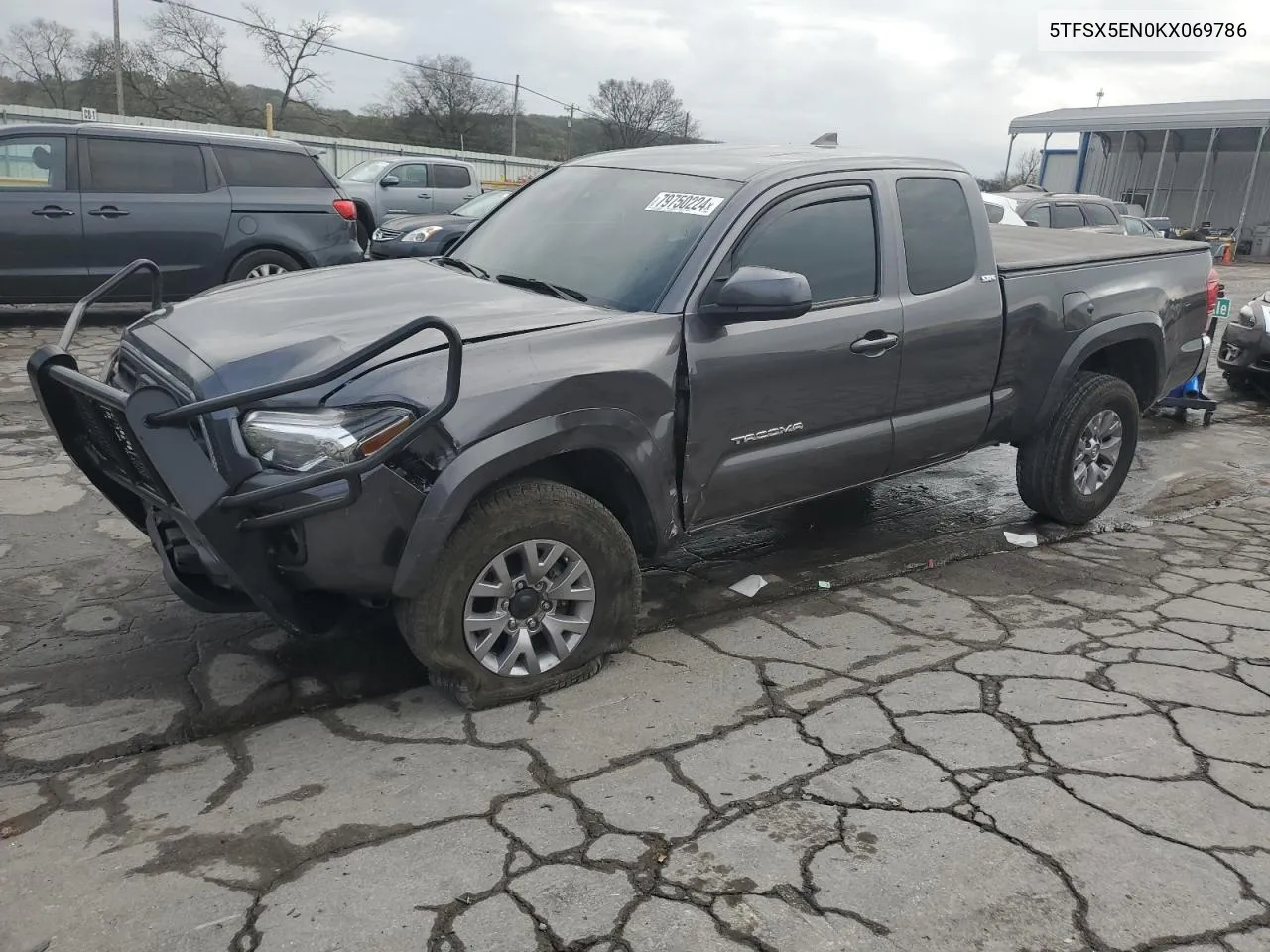 2019 Toyota Tacoma Access Cab VIN: 5TFSX5EN0KX069786 Lot: 79750224