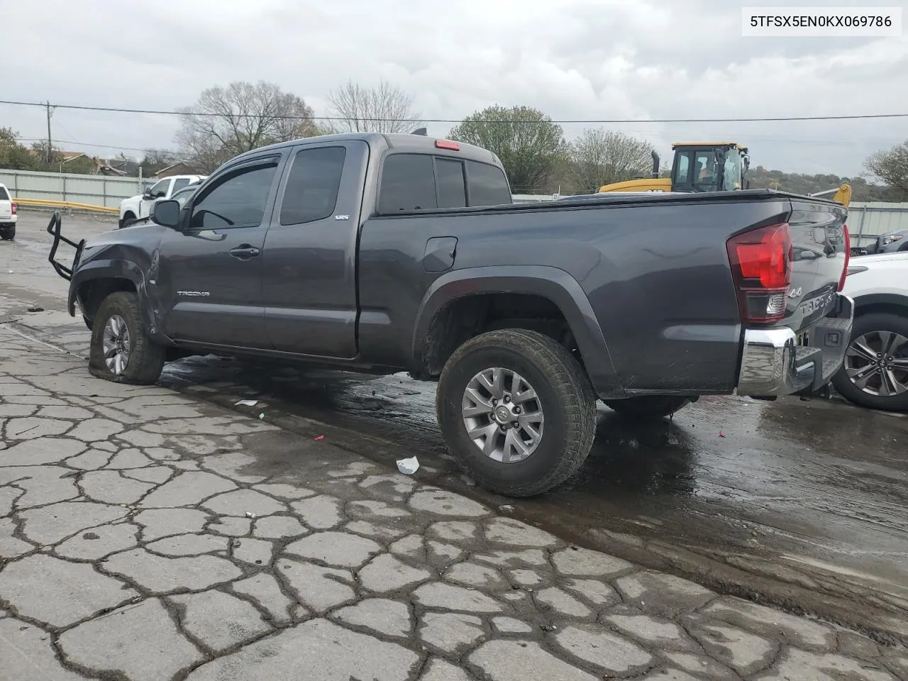 2019 Toyota Tacoma Access Cab VIN: 5TFSX5EN0KX069786 Lot: 79750224