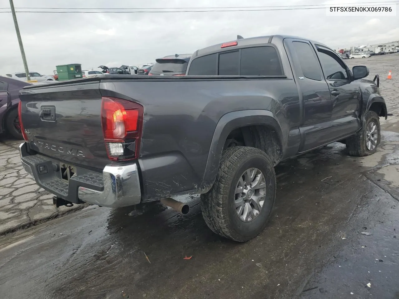 2019 Toyota Tacoma Access Cab VIN: 5TFSX5EN0KX069786 Lot: 79750224