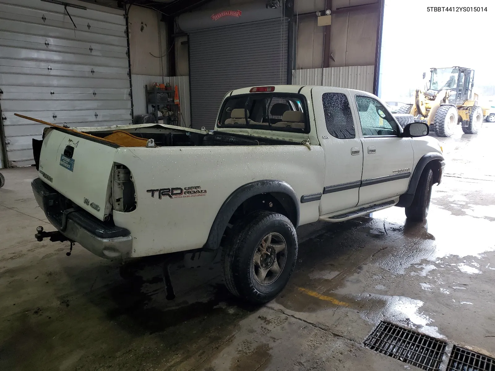 2000 Toyota Tundra Access Cab VIN: 5TBBT4412YS015014 Lot: 48332944