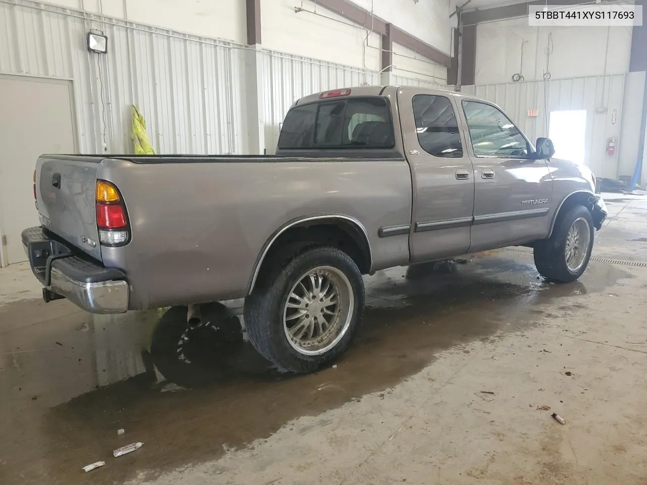 2000 Toyota Tundra Access Cab VIN: 5TBBT441XYS117693 Lot: 66335284