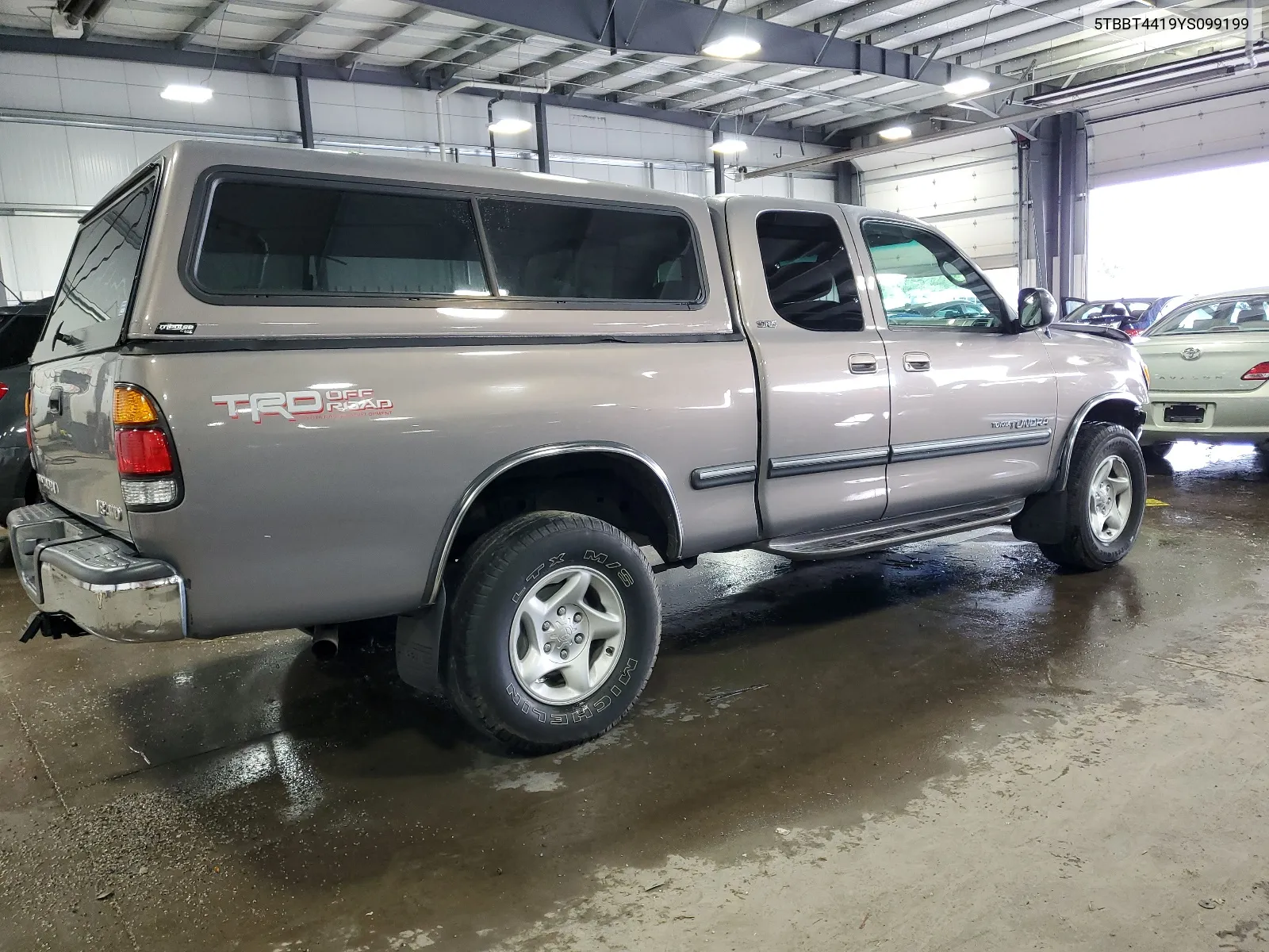 2000 Toyota Tundra Access Cab VIN: 5TBBT4419YS099199 Lot: 66479084