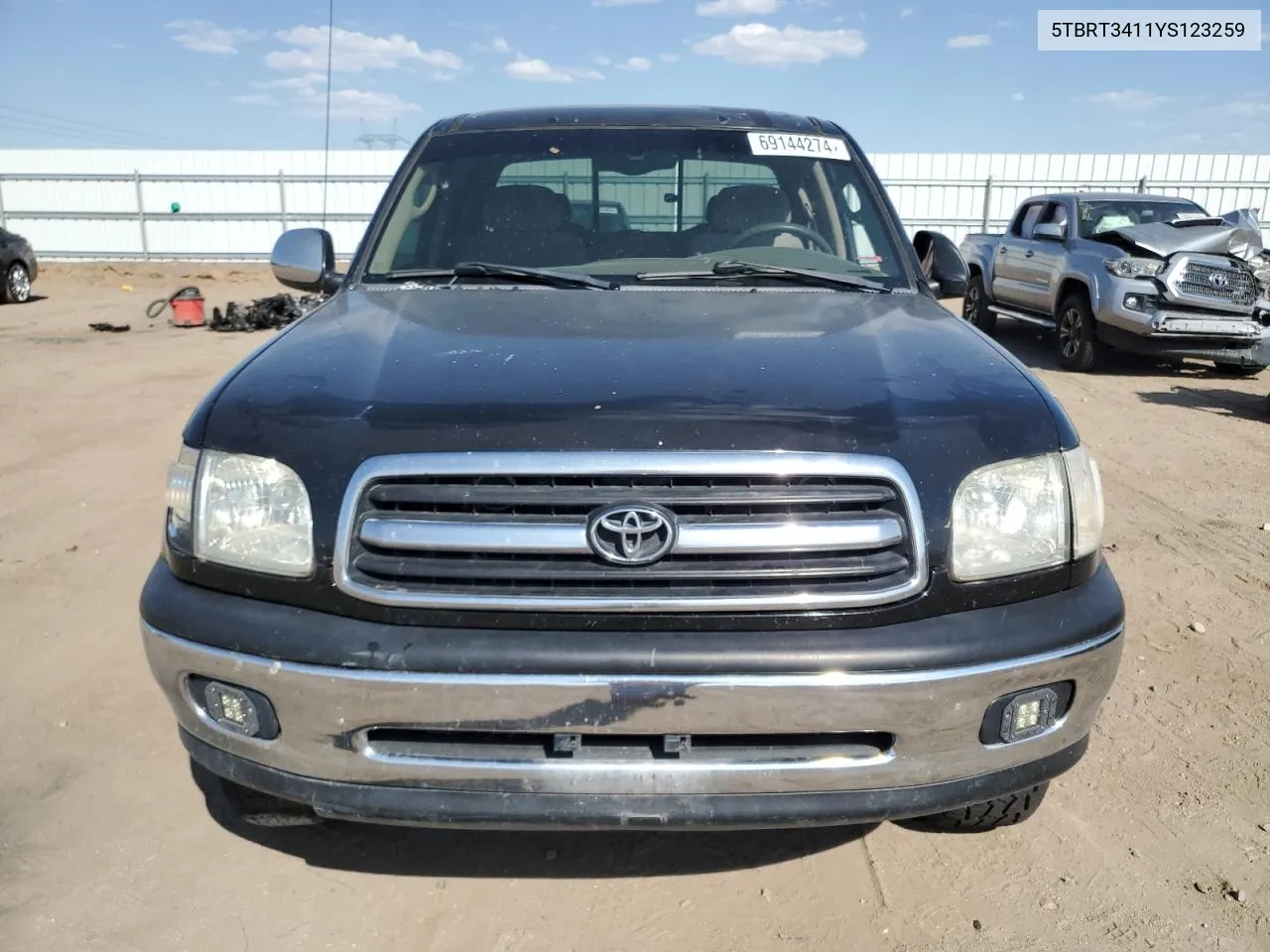 2000 Toyota Tundra Access Cab VIN: 5TBRT3411YS123259 Lot: 69144274