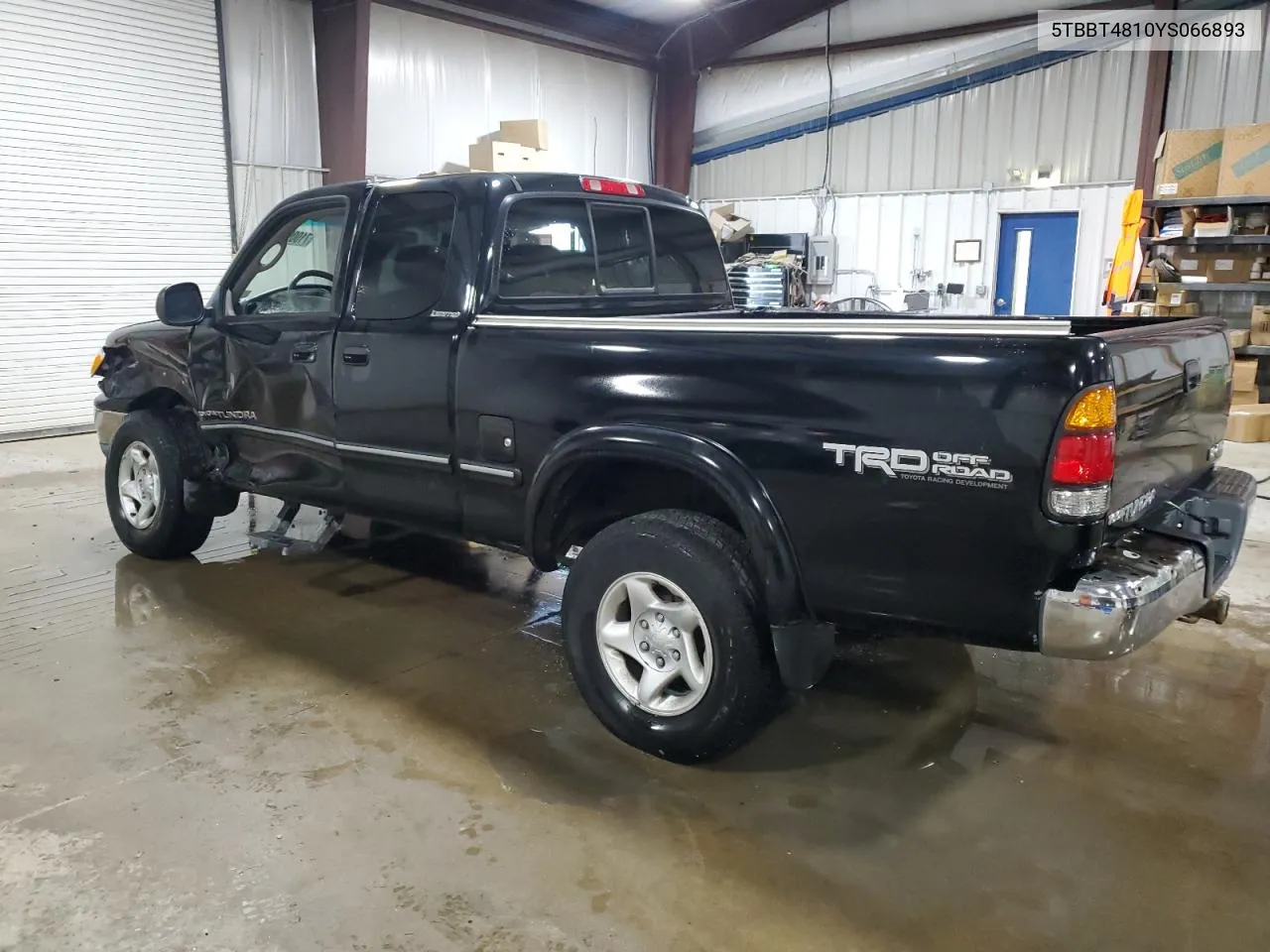 5TBBT4810YS066893 2000 Toyota Tundra Access Cab Limited