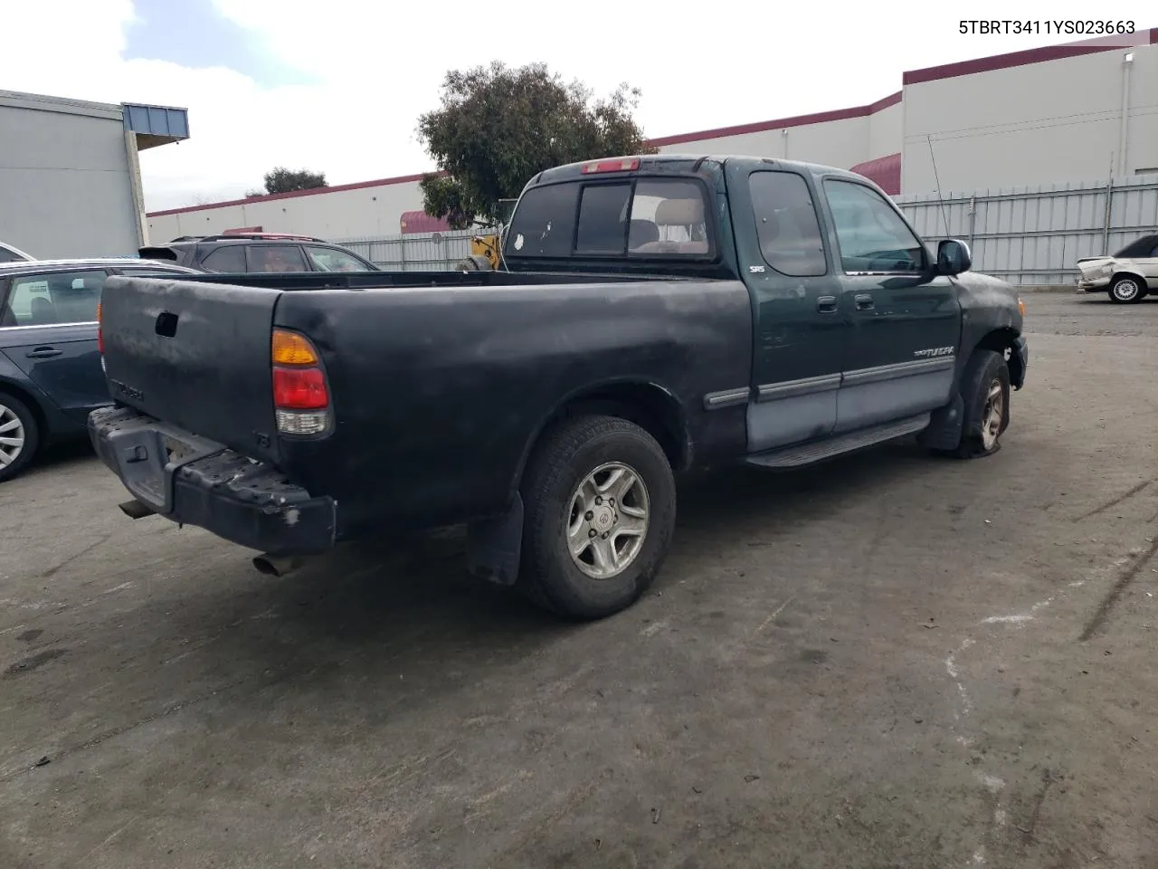 2000 Toyota Tundra Access Cab VIN: 5TBRT3411YS023663 Lot: 72205124