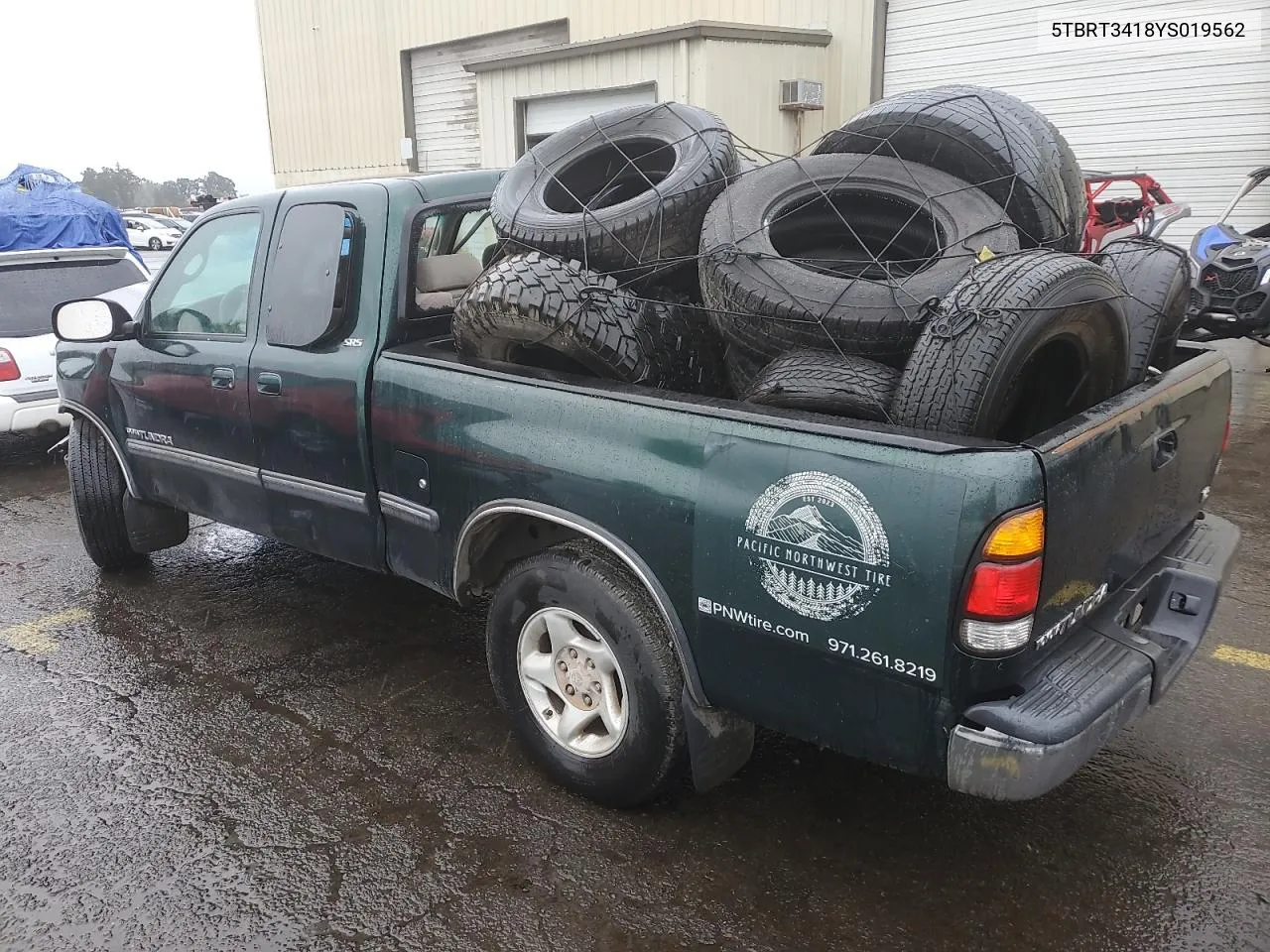 2000 Toyota Tundra Access Cab VIN: 5TBRT3418YS019562 Lot: 73232564