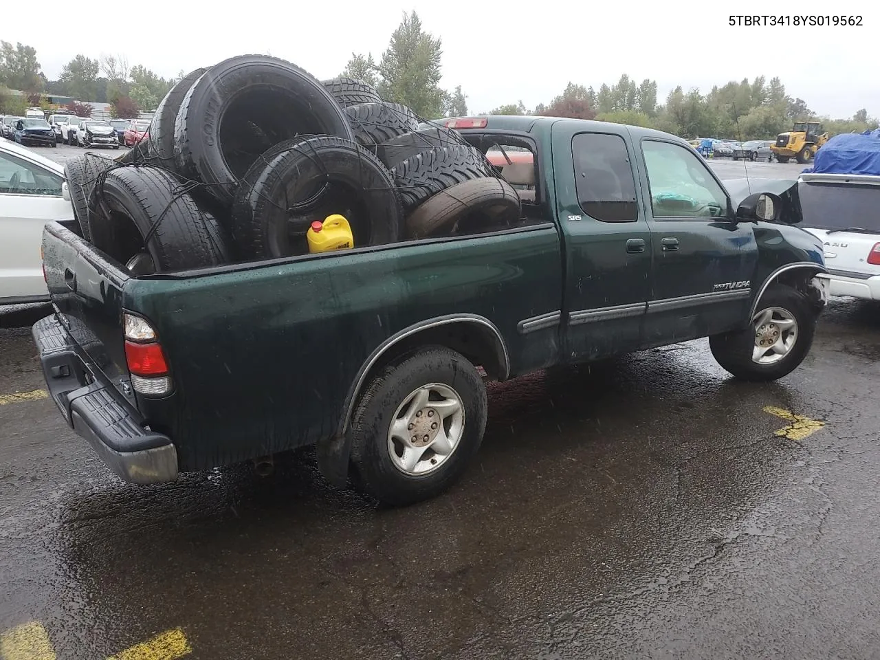 2000 Toyota Tundra Access Cab VIN: 5TBRT3418YS019562 Lot: 73232564