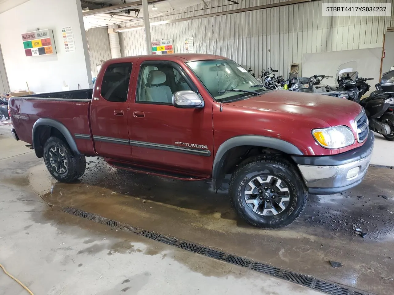 2000 Toyota Tundra Access Cab VIN: 5TBBT4417YS034237 Lot: 74449984